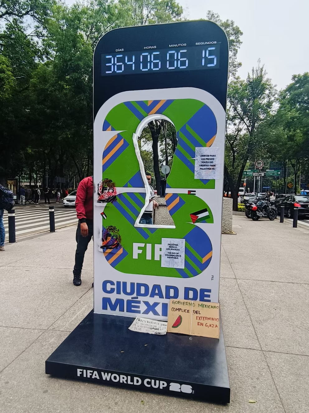 Reloj de cuenta regresiva del Mundial en CDMX es clausurado tras actos vandálicos