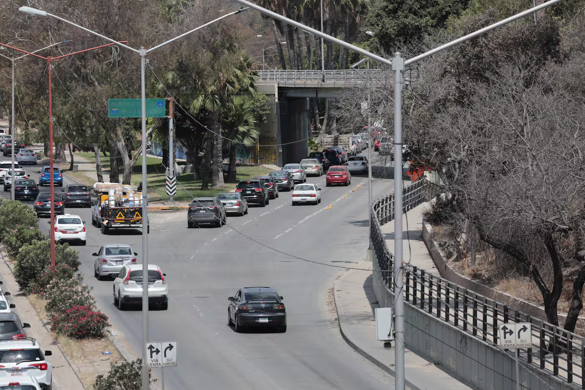 Reabren circulación en el tramo Puente Negro-Hospital General sobre bulevar Padre Kino 