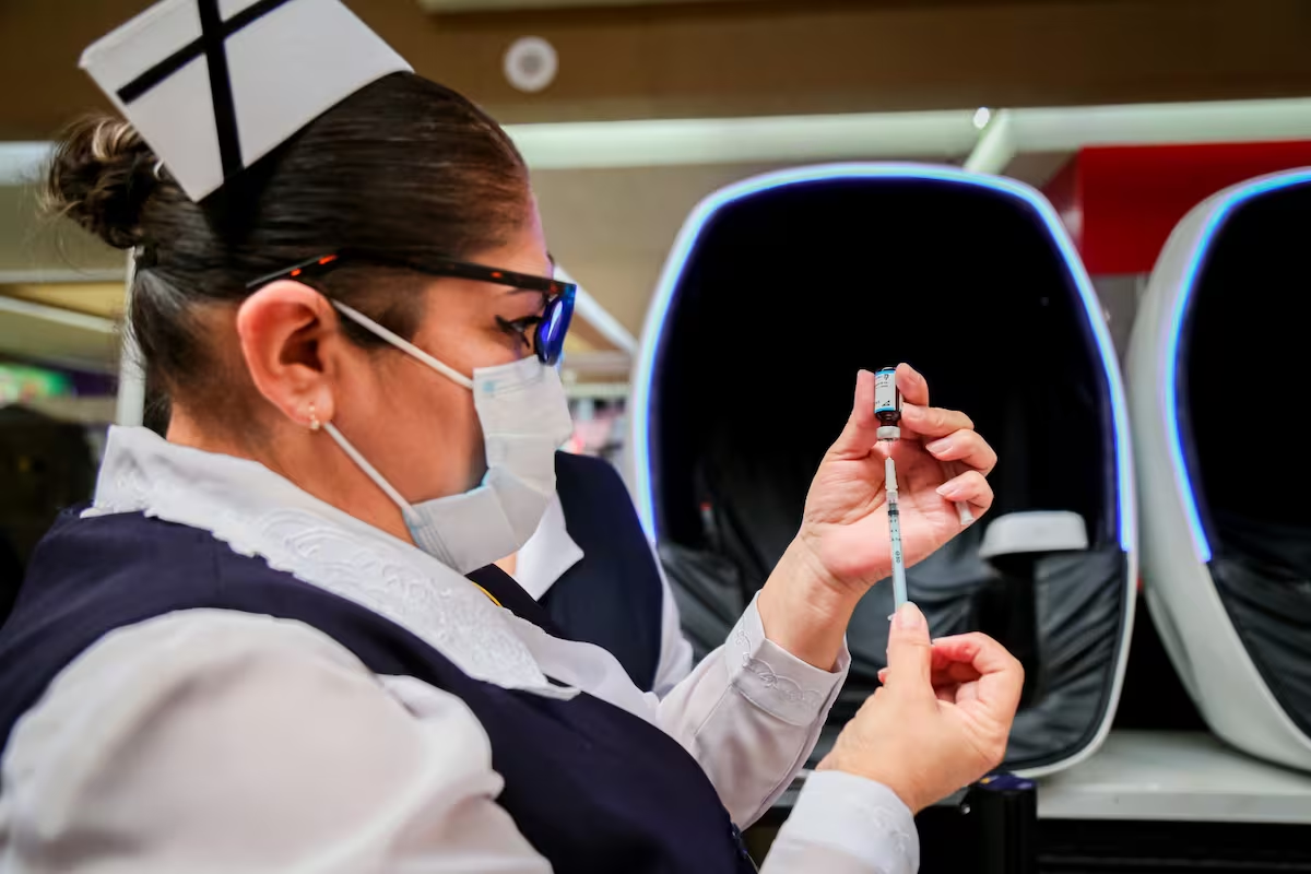 BC recibe más de 100 mil dosis para reforzar vacunación contra el sarampión