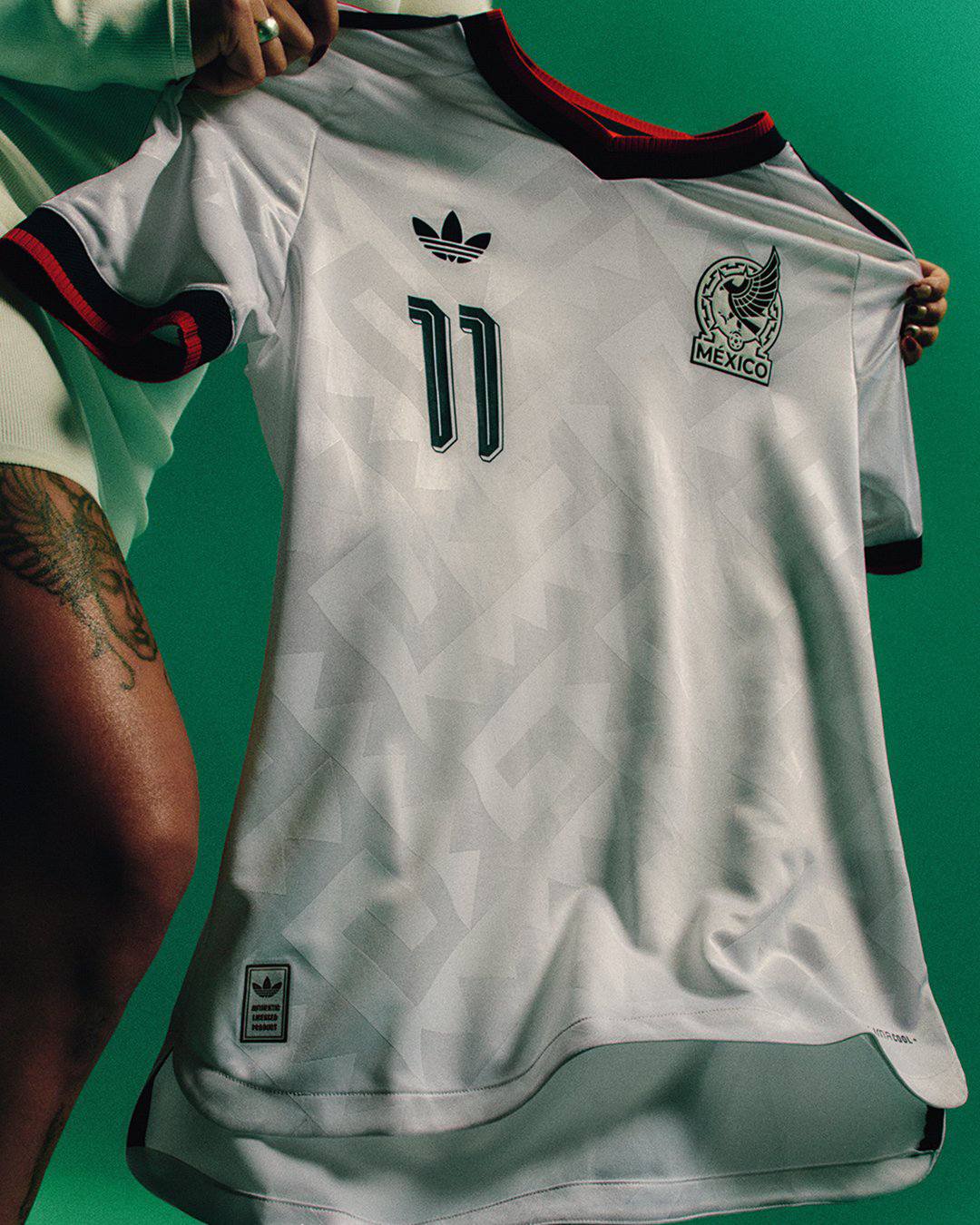 Adidas presenta jersey visitante de México