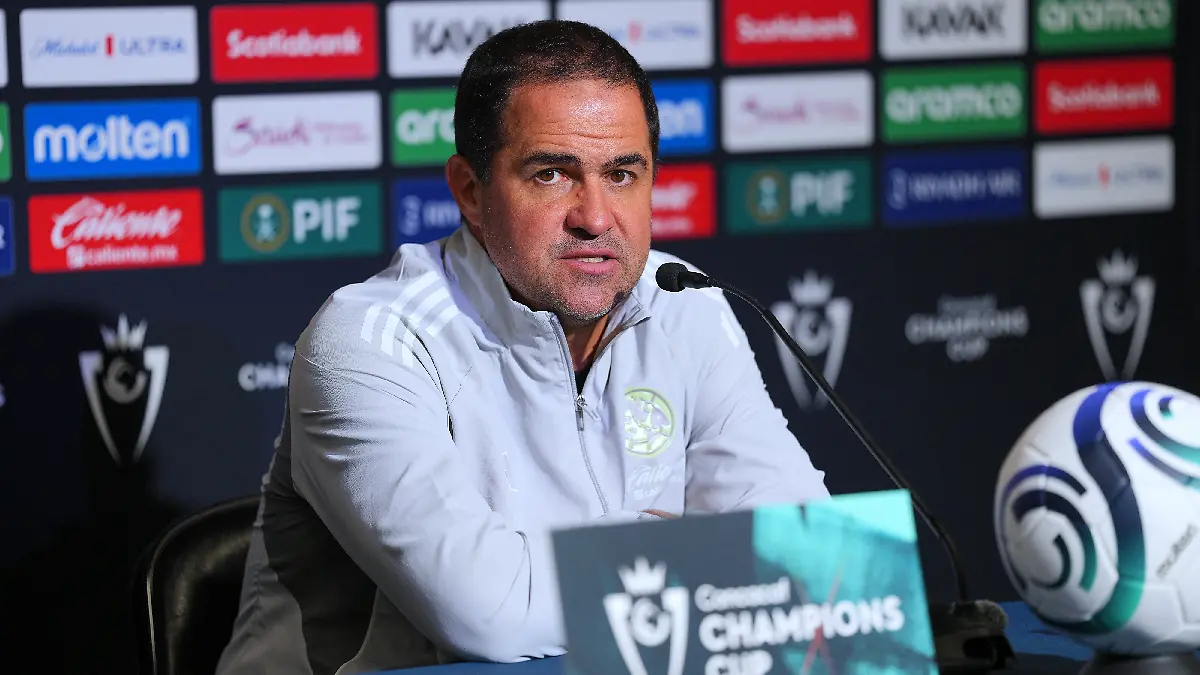 ¿Renuncia en América? André Jardine rompe el silencio tras fracaso en Concachampions