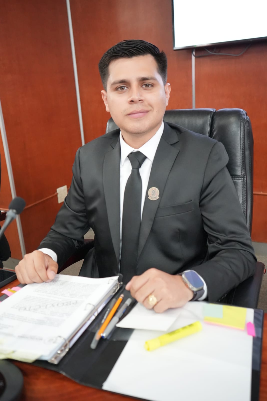 DIP. DANIEL RAZO IMPULSA REFORMA PARA CANCELAR ESTÍMULOS A EMPRESAS QUE INCUMPLAN LA LEY LABORAL