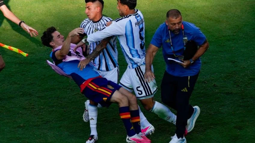 Acta oficial descarta expulsión de Leandro Paredes tras la final entre España y Argentina