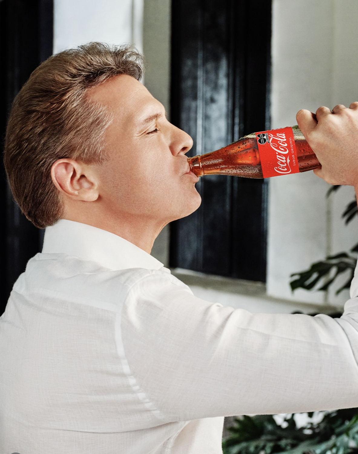 Luis Miguel reaparece en campaña por los 100 años de Coca-Cola en México