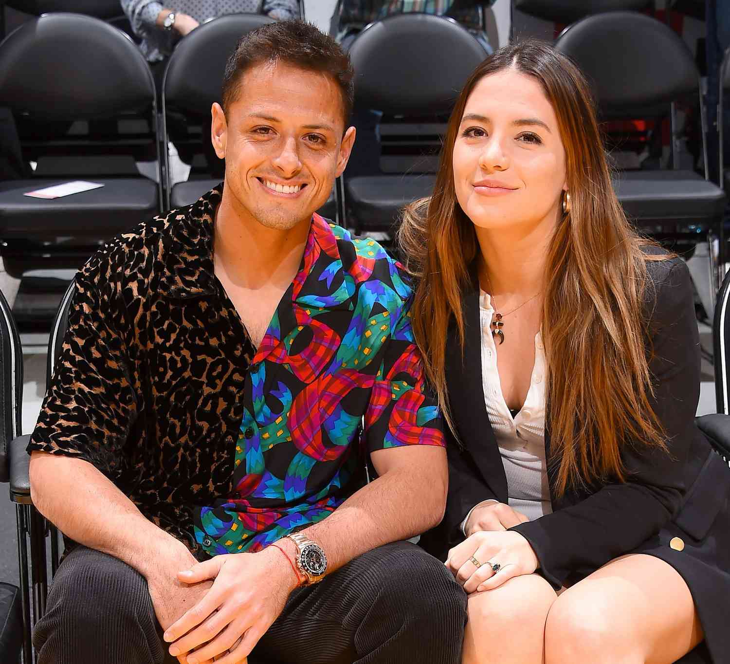 Chicharito habla sobre su divorcio y genera debate por sus ideas sobre los roles de género