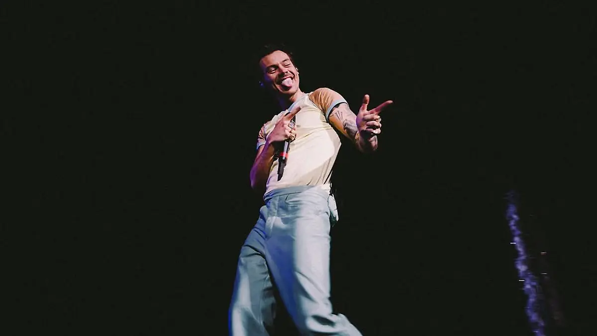 Harry Styles canta “Cielito Lindo” junto a miles de fans en CDMX