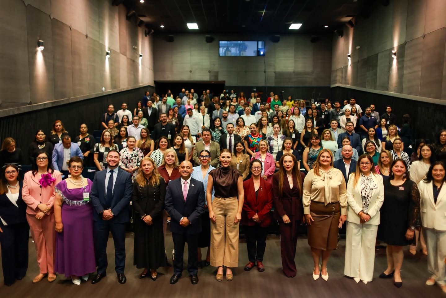 Analizan retos para fortalecer participación política de las mujeres en BC